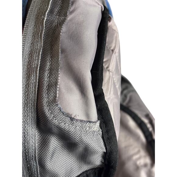 Jansport Airlift Blue & Black Backpack 18x14x6 Adjustable Straps - Picture 16 of 16